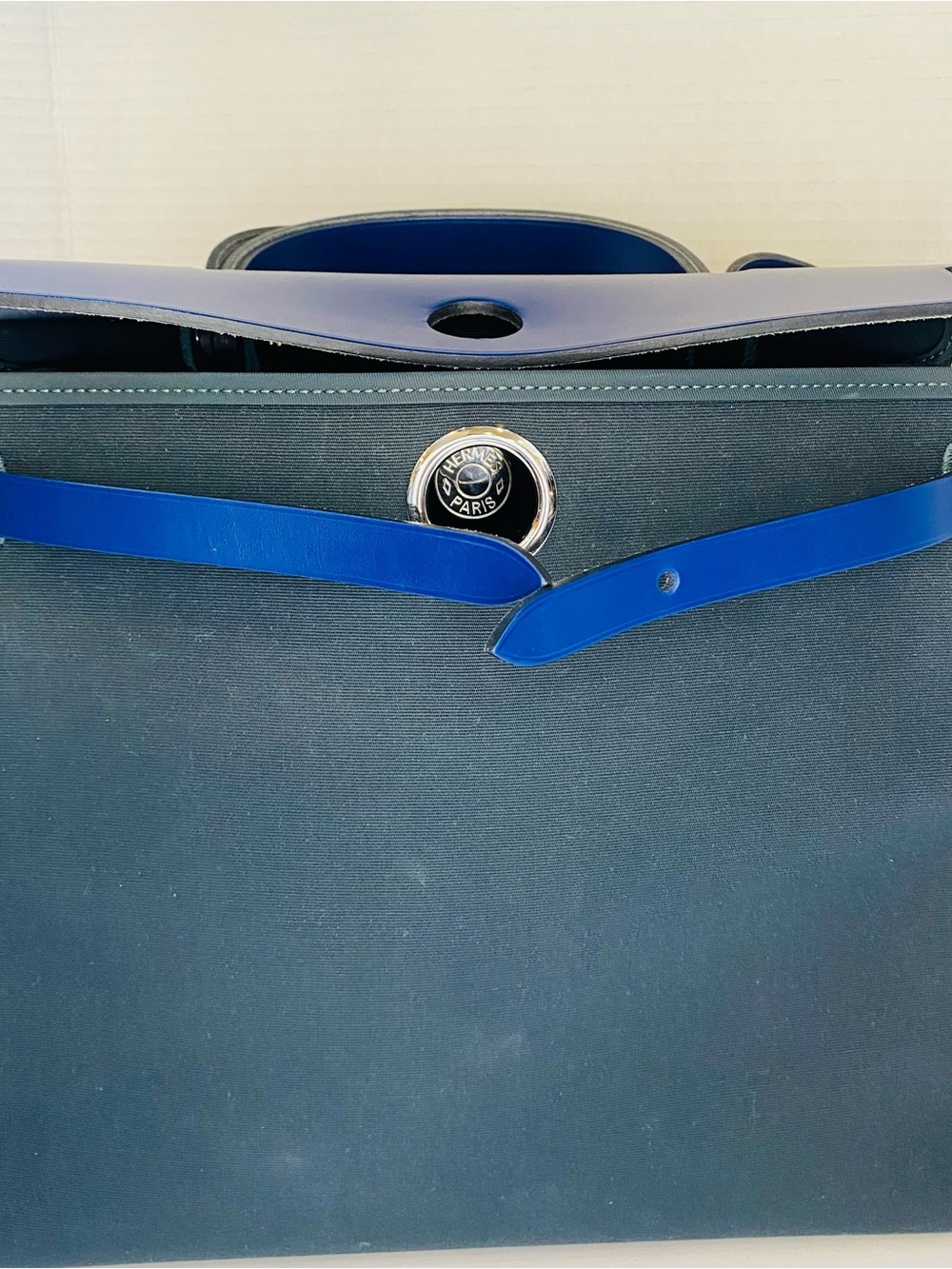 Hermes Herbag Zip 31Electric Blue Leather Turn-Lock Crossbody - Picture 11 of 15